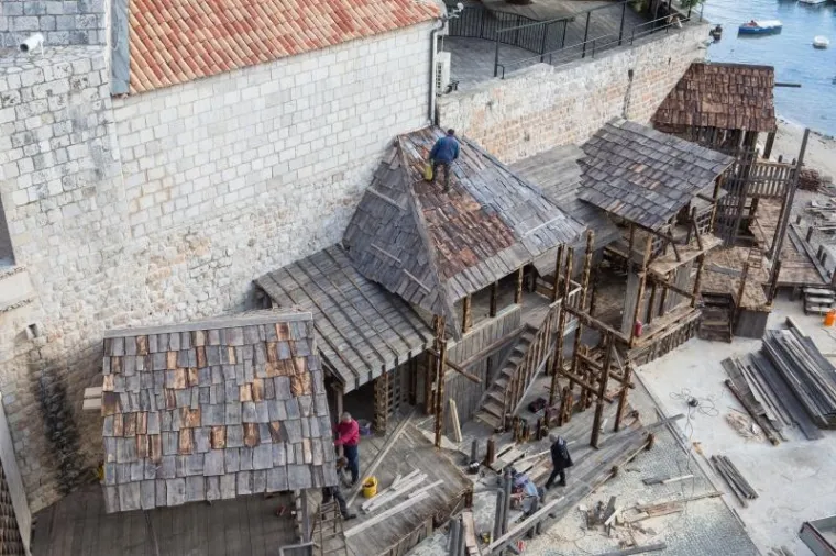 U Dubrovniku krenula gradnja scenografije filma 'Robin Hood: Origins', evo prvih naznaka kako će izgledati