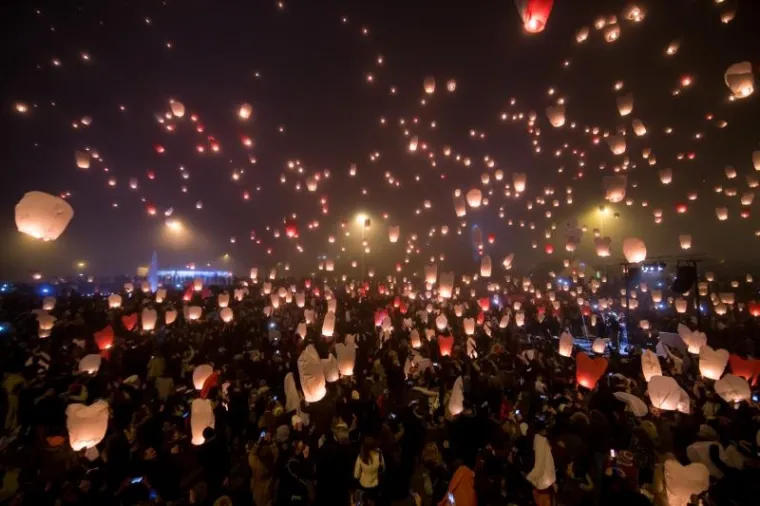 U organizaciji Udruge za promicanje inkluzije osoba s invaliditetom, u subotu navečer u zagrebu je održana manifestacija Božićno svjetlo želja.