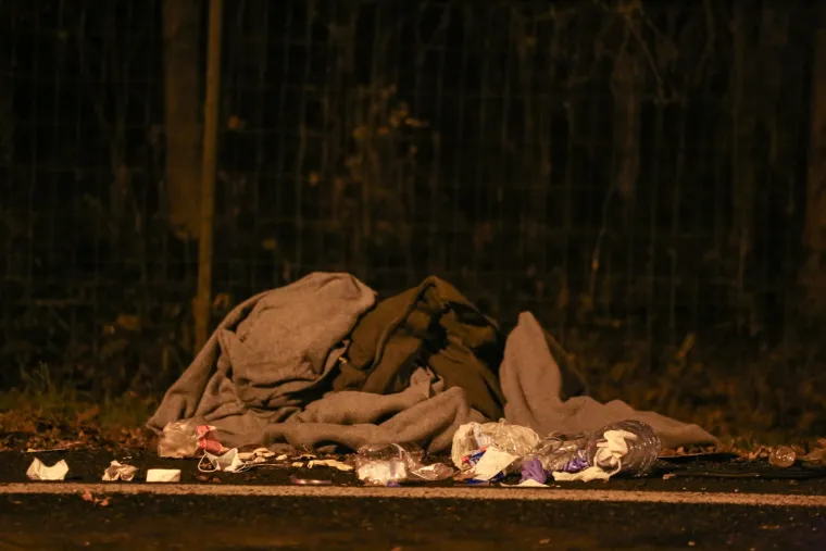 Policija zaustavila kombi u kojem je bilo 50-ak migranata lo&scaron;eg zdravstvenog stanja