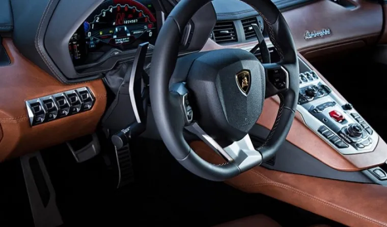 RAZJARENI BIK: Ovo je Lamborghini Aventador S Coupé