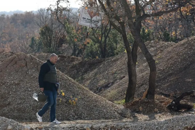 TRAGEDIJA KOD ZEMUNIKA: U razminiravanju poginuo pirotehničar