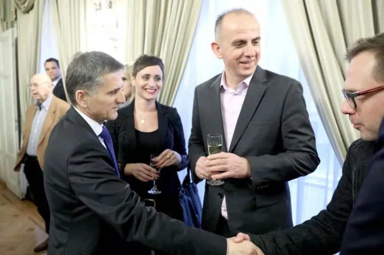 PLENKOVIĆEV BOŽIĆNI DOMJENAK: U Banskim dvorima održan prijam za predstavnike medija