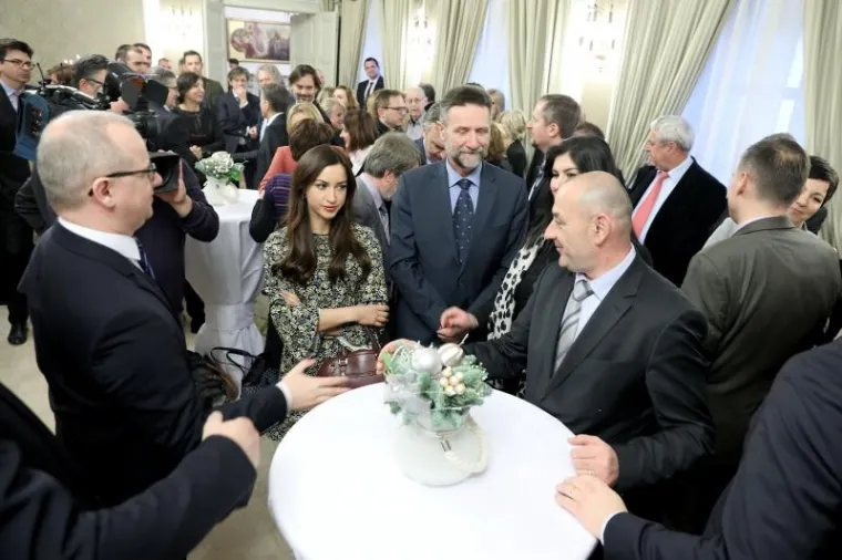 PLENKOVIĆEV BOŽIĆNI DOMJENAK: U Banskim dvorima održan prijam za predstavnike medija