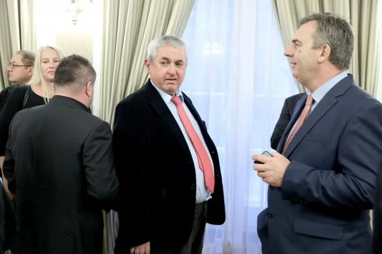 Milan Ivko&scaron;ić, Tihomir Dujmović.