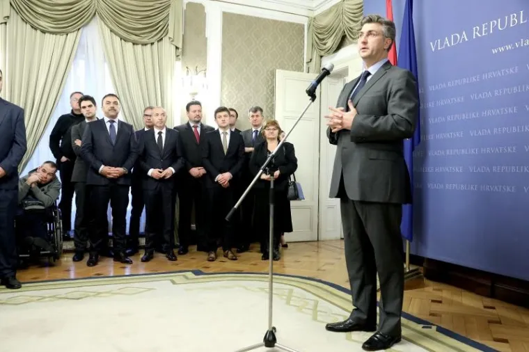 Premijer Andrej Plenković oganizirao je u Banskim dvorima božićni domjenak za novinare koji prate rad Vlade.