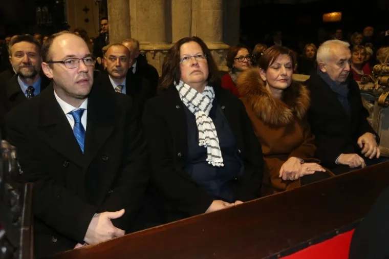 Davor Ivo Stier, Martina Dalić