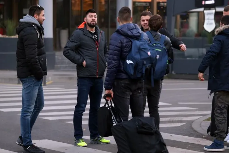 KAKO JE DOBRO VIDJETI TE OPET: Izbornik Babić okupio rukometaše za lov na zlato koje čekamo od 2003.