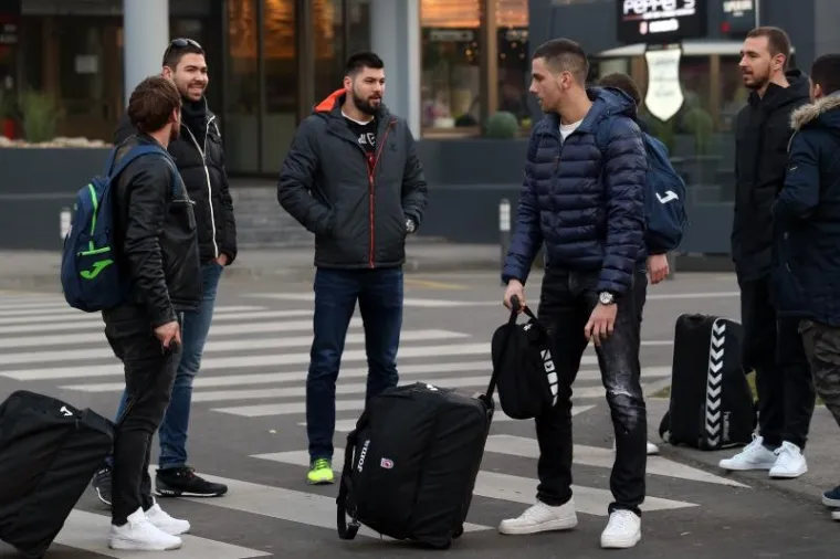 KAKO JE DOBRO VIDJETI TE OPET: Izbornik Babić okupio rukometaše za lov na zlato koje čekamo od 2003.