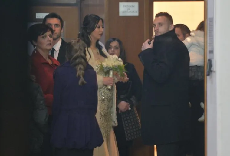 KAMERE IPAK UHVATILE TAJNO VJENČANJE MARCELA BROZOVIĆA: Nogometa&scaron; se oženio daleko od očiju javnosti