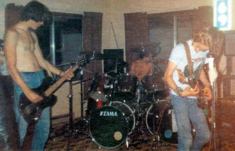 Nirvana, 1987