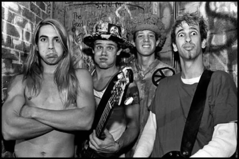 Red Hot Chili Peppers, 1984