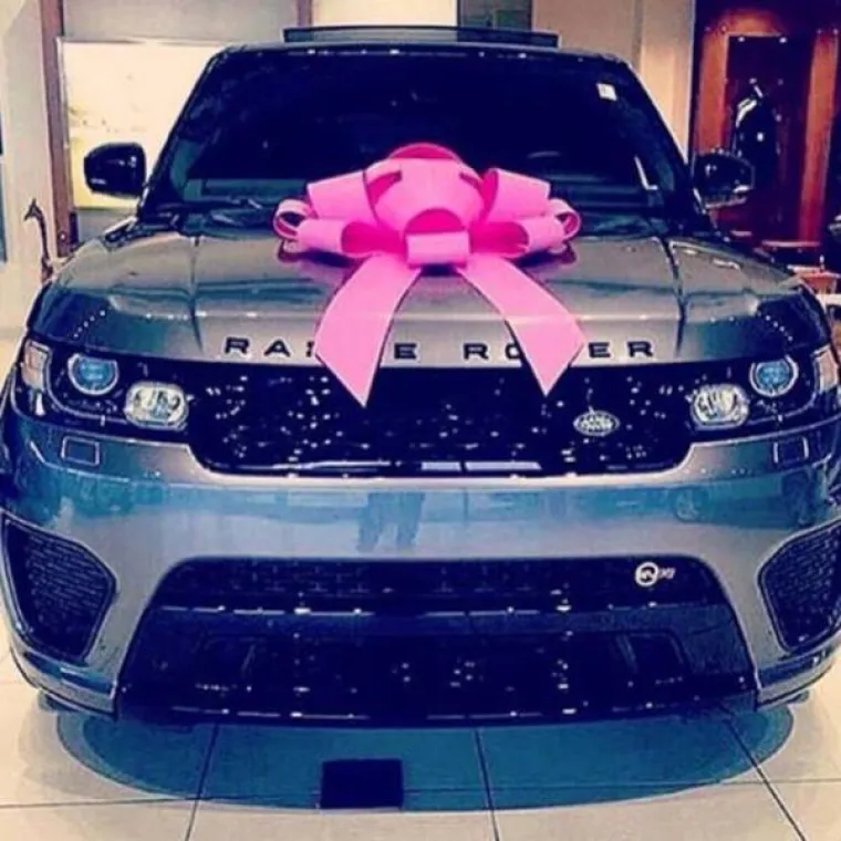 DOK ZEMLJA GORI, KLINCI BOGATAŠA SE HVALE: Boli njih ona stvar, žive u nekom svojem svijetu