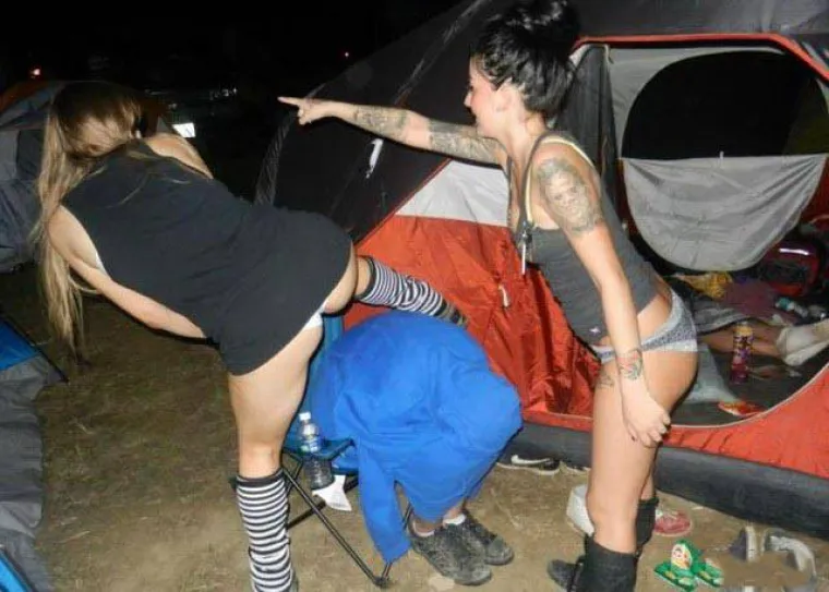 MALO POPILE I POTPUNO SE RAZUZDALE: Fotke koje sigurno neće objaviti na svojem Instagramu