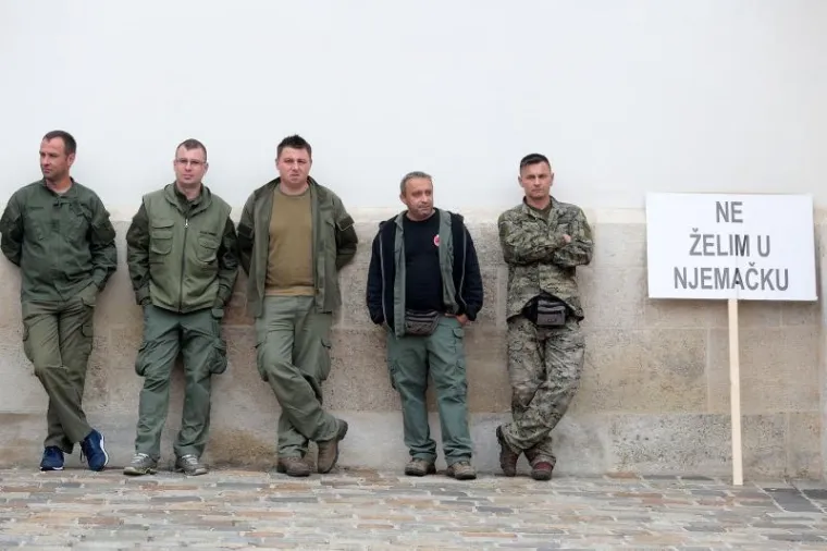 Pirotehničari na Trgu sv. Marka upozorili na probleme u humanitarnom razminiranju.