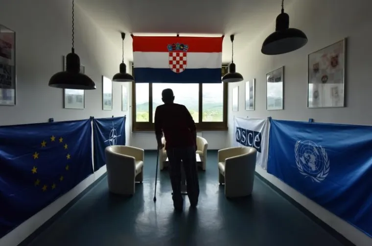 Nakon više od godinu dana nakon što ju je svečano otvorio bivši ministar zdravlja Siniša Varga, Opća i veteranska bolnica 'Hrvatski ponos' napokon je službeno počela primati pacijente.