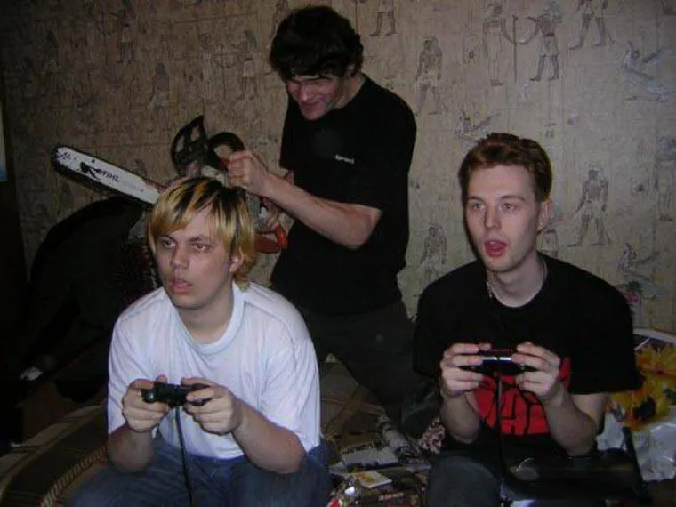 'ZA&Scaron;TO JA NEMAM CURU?' Ovi čudaci misle da su legende, a svi im se smiju