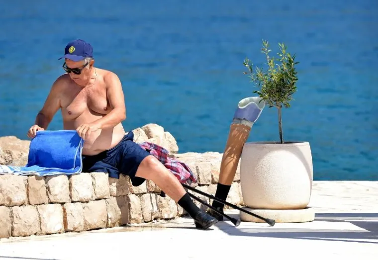 Ljetne radosti na plaži Copacabana u Dubrovniku.