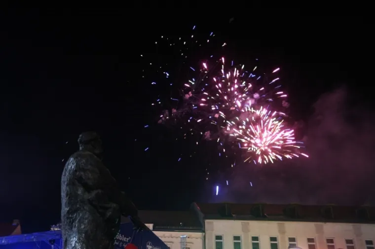 Vatromet iznad Tvrđe u Osijeku