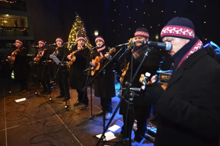 Brođane su zabavljali tambura&scaron;i