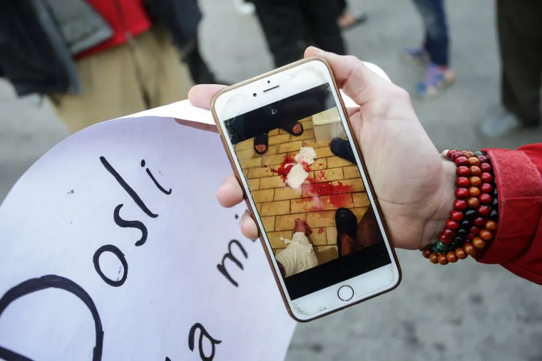 Prosvjed migranata u hotelu Porin zbog lo&scaron;ih uvjeta smje&scaron;taja