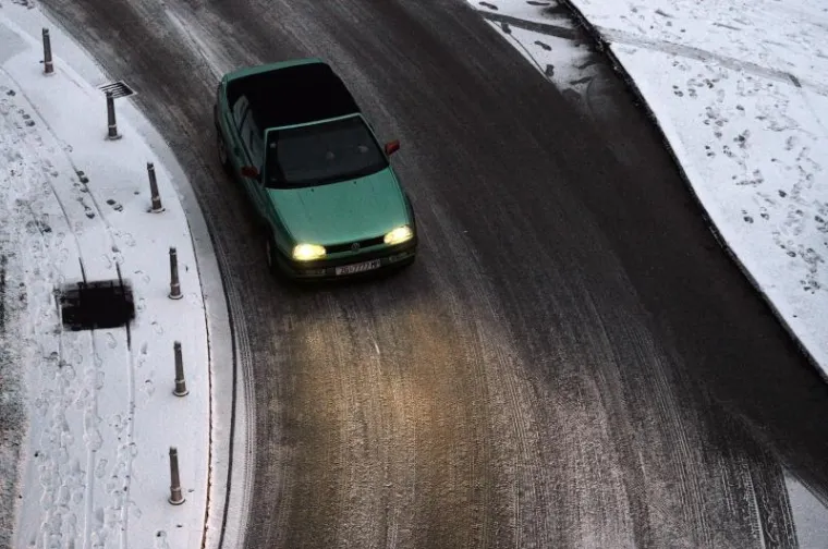 Prvi ovogodi&scaron;nji snijeg prekrio zagrebačke ulice