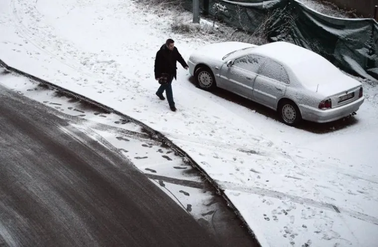 Prvi ovogodi&scaron;nji snijeg prekrio zagrebačke ulice