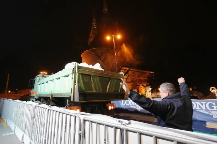 Pogledajte kako izgleda skija&scaron;ka staza od katedrale do Trga bana Jelačića