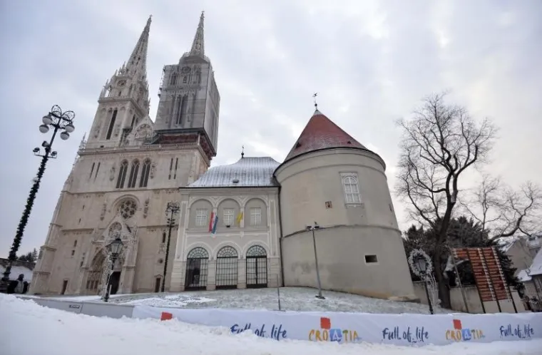 Pogledajte kako izgleda skija&scaron;ka staza od katedrale do Trga bana Jelačića
