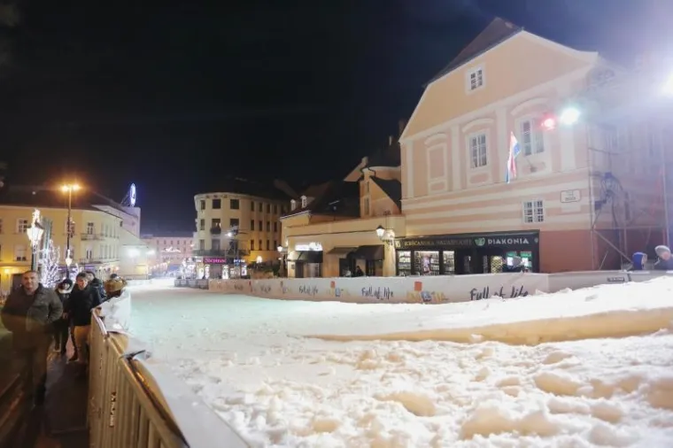 ZAGREB SPREMAN ZA SPEKTAKL: Pogledajte kako izgleda staza kojom će se spustiti skija&scaron;ki velikani