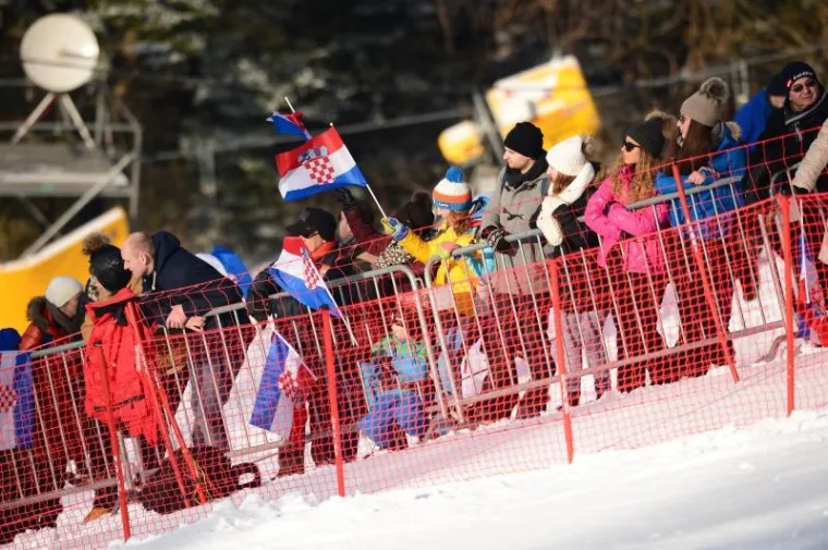 NA SLEME, NA SLEME: Hrvati okupirali Zagrebačku goru, snježni spektakl jo&scaron; jednom nije razočarao