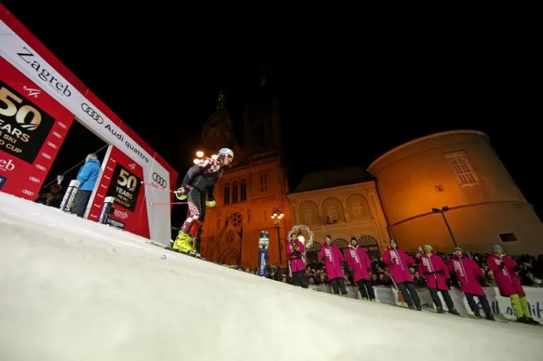 LUDNICA U CENTRU ZAGREBA: Slaloma&scaron;i se spustli po redne brojeve za sljemensku utrku