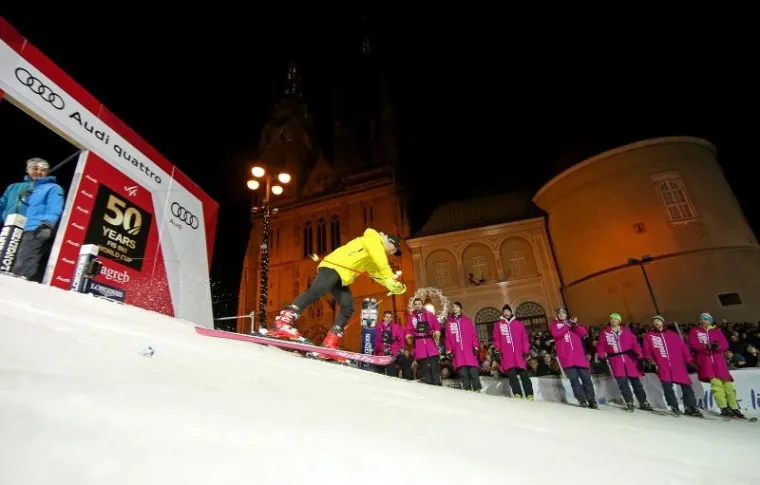 LUDNICA U CENTRU ZAGREBA: Slaloma&scaron;i se spustli po redne brojeve za sljemensku utrku