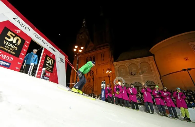 LUDNICA U CENTRU ZAGREBA: Slaloma&scaron;i se spustli po redne brojeve za sljemensku utrku