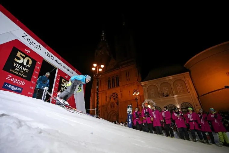 LUDNICA U CENTRU ZAGREBA: Slaloma&scaron;i se spustli po redne brojeve za sljemensku utrku