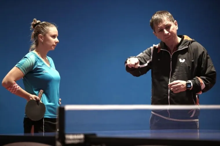 MLADI UČILI OD NAJBOLJIH: Stolnoteniske legende podučavale buduće zvijezde celuloidne loptice