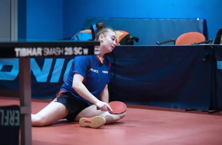 MLADI UČILI OD NAJBOLJIH: Stolnoteniske legende podučavale buduće zvijezde celuloidne loptice