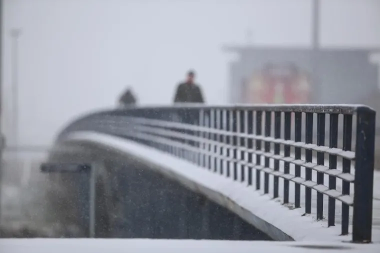 Snježna mećava iznenadila građane Zagreba