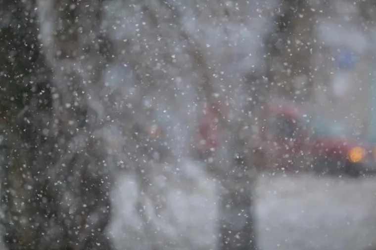 Snježna mećava iznenadila građane Zagreba