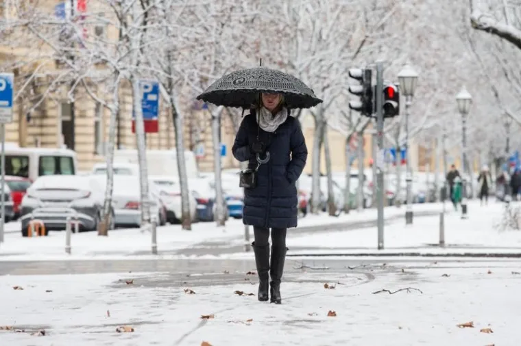 Snježna mećava iznenadila građane Zagreba