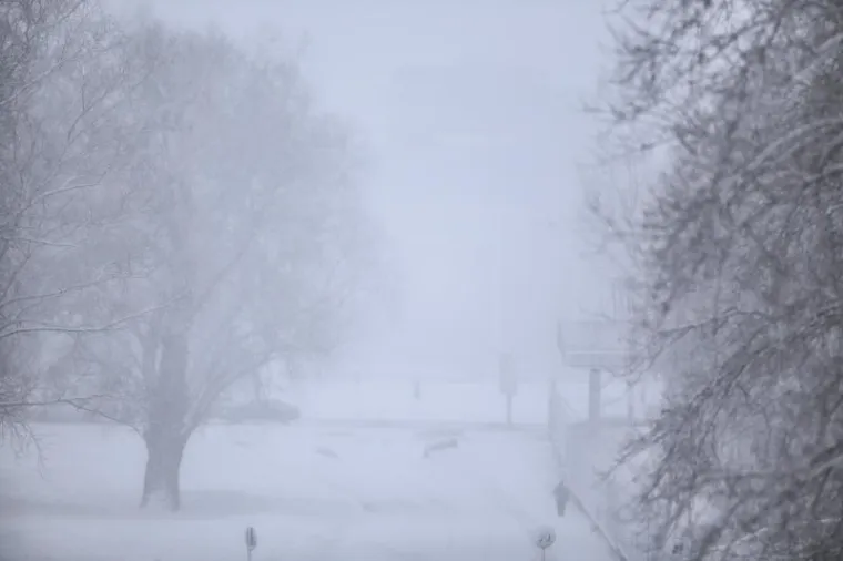 Prvi ovogodi&scaron;nji snijeg zabijelio Hrvatsku, ima ga i u priobalju