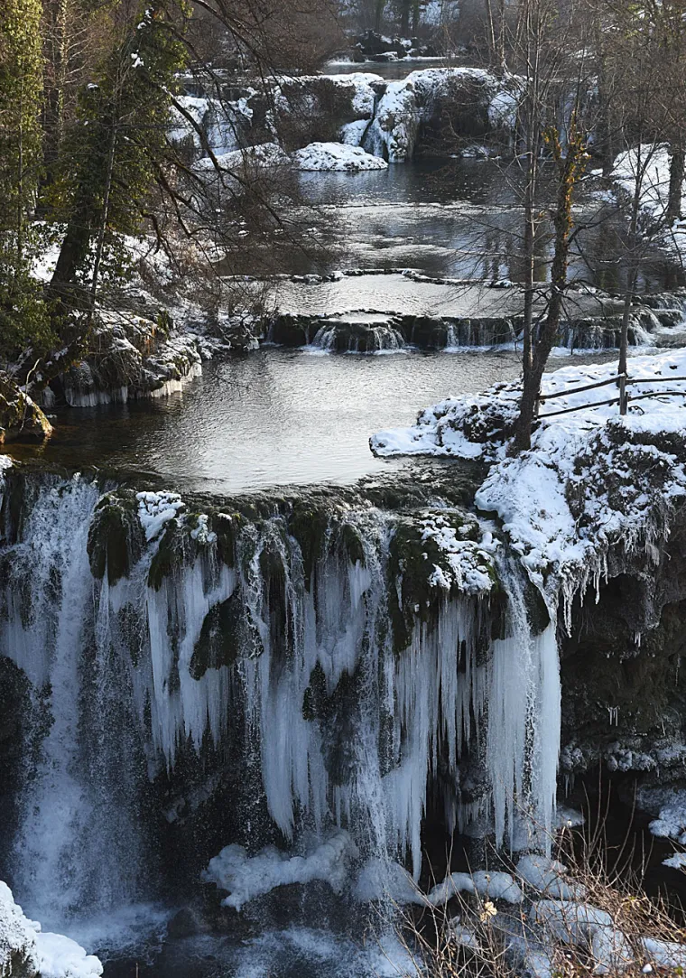 Rastoke zarobljene u ledu