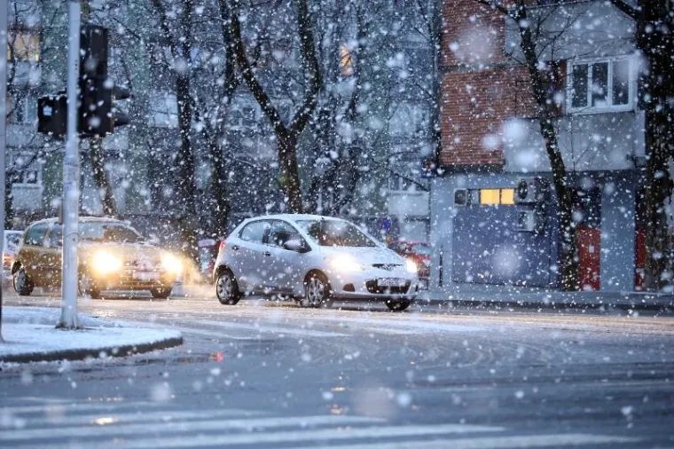 Na ulicama svih 259 ekipa zagrebačke Zimske službe