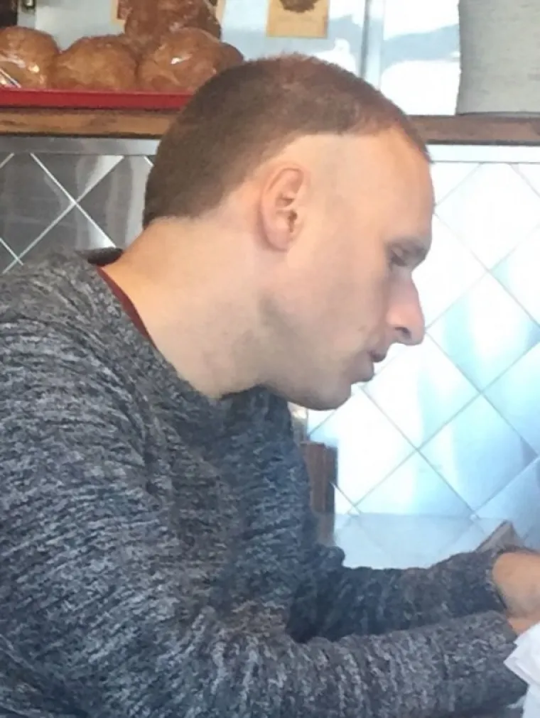 U nastavku možete pogledati za&scaron;to se većina mu&scaron;karaca odlučuje za frizuru 'samo skratiti'. U galeriji smo okupili &scaron;to se dogodi kada si frizeri ili žrtve daju malo previ&scaron;e slobode...