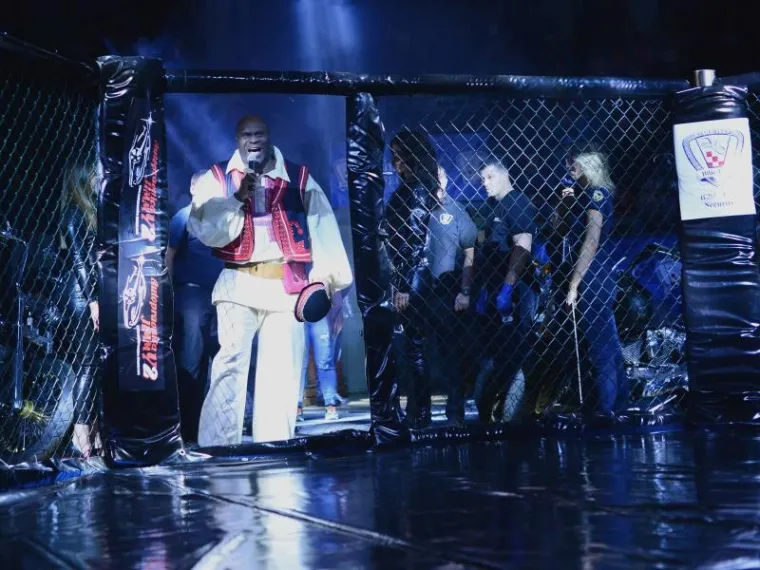 SPEKTAKL ZA PAMĆENJE: Bob Sapp u narodnoj nošnji raspametio zagrebačku publiku