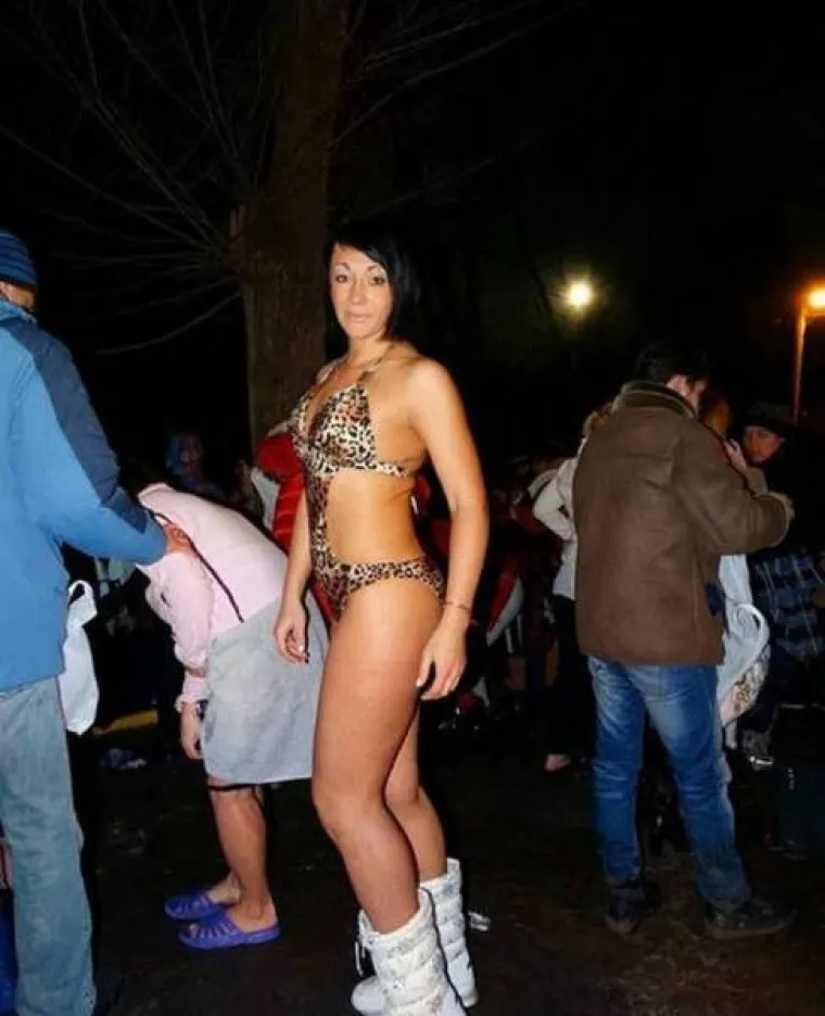 HRABRE DO GOLE KOŽE: Ruskinje skinule sve sa sebe da vidite svu rasko&scaron; njihove odvažnosti