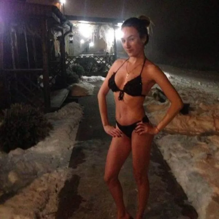 HRABRE DO GOLE KOŽE: Ruskinje skinule sve sa sebe da vidite svu rasko&scaron; njihove odvažnosti