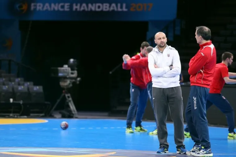 KAUBOJI ODRADILI POSLJEDNJI TRENING: Pogledajte kako se rukometa&scaron;i spremaju za Norve&scaron;ku