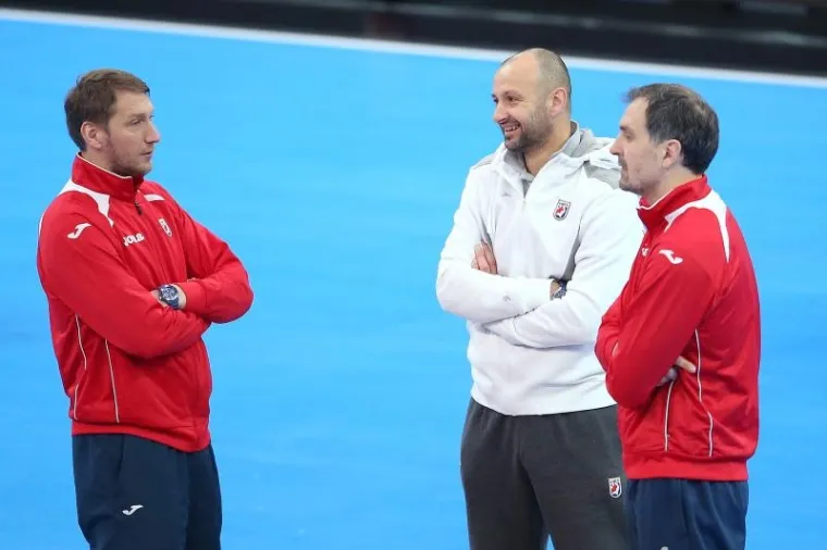 KAUBOJI ODRADILI POSLJEDNJI TRENING: Pogledajte kako se rukometa&scaron;i spremaju za Norve&scaron;ku