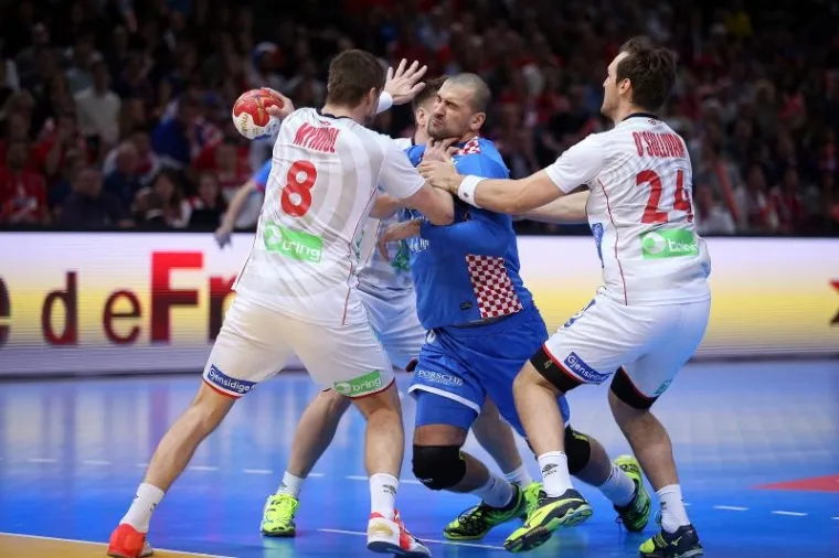 POGLEDAJTE NAJBOLJE DETALJE BORBE ZA FINALE: Hrvatska i Norve&scaron;ka u žestokom duelu