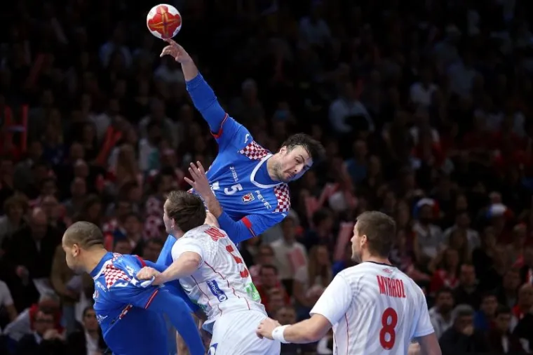 POGLEDAJTE NAJBOLJE DETALJE BORBE ZA FINALE: Hrvatska i Norve&scaron;ka u žestokom duelu